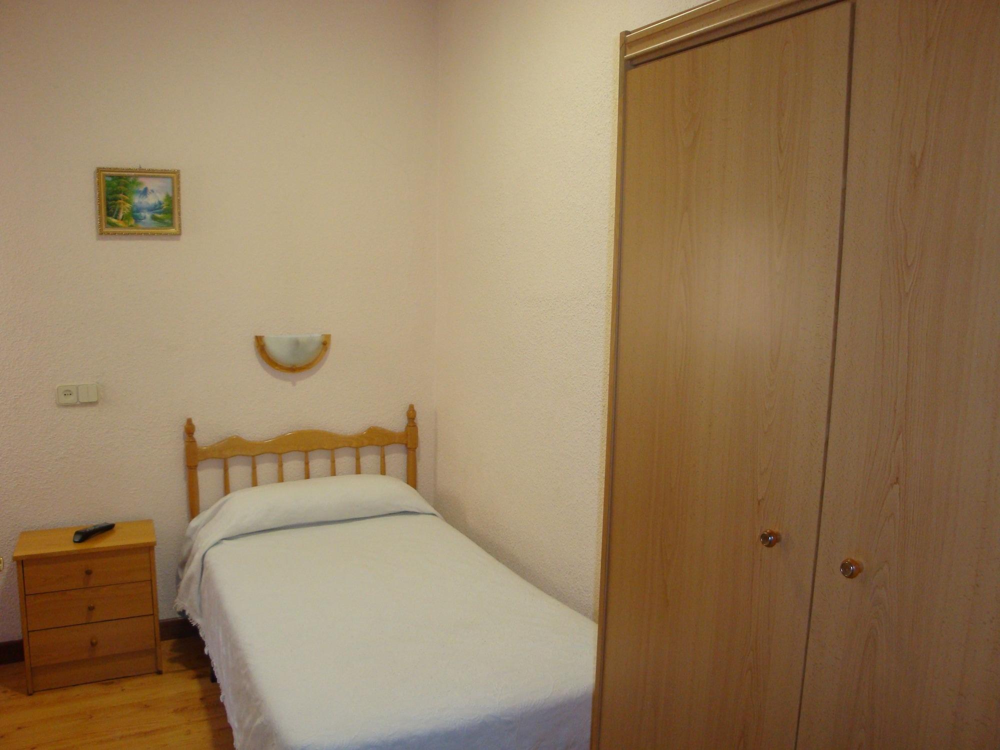 Hostal Zamora Madrid Kültér fotó