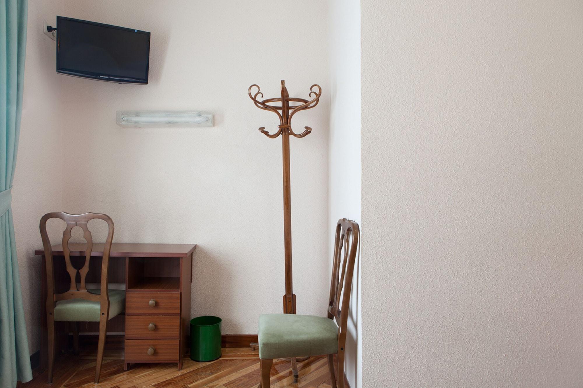 Hostal Zamora Madrid Kültér fotó