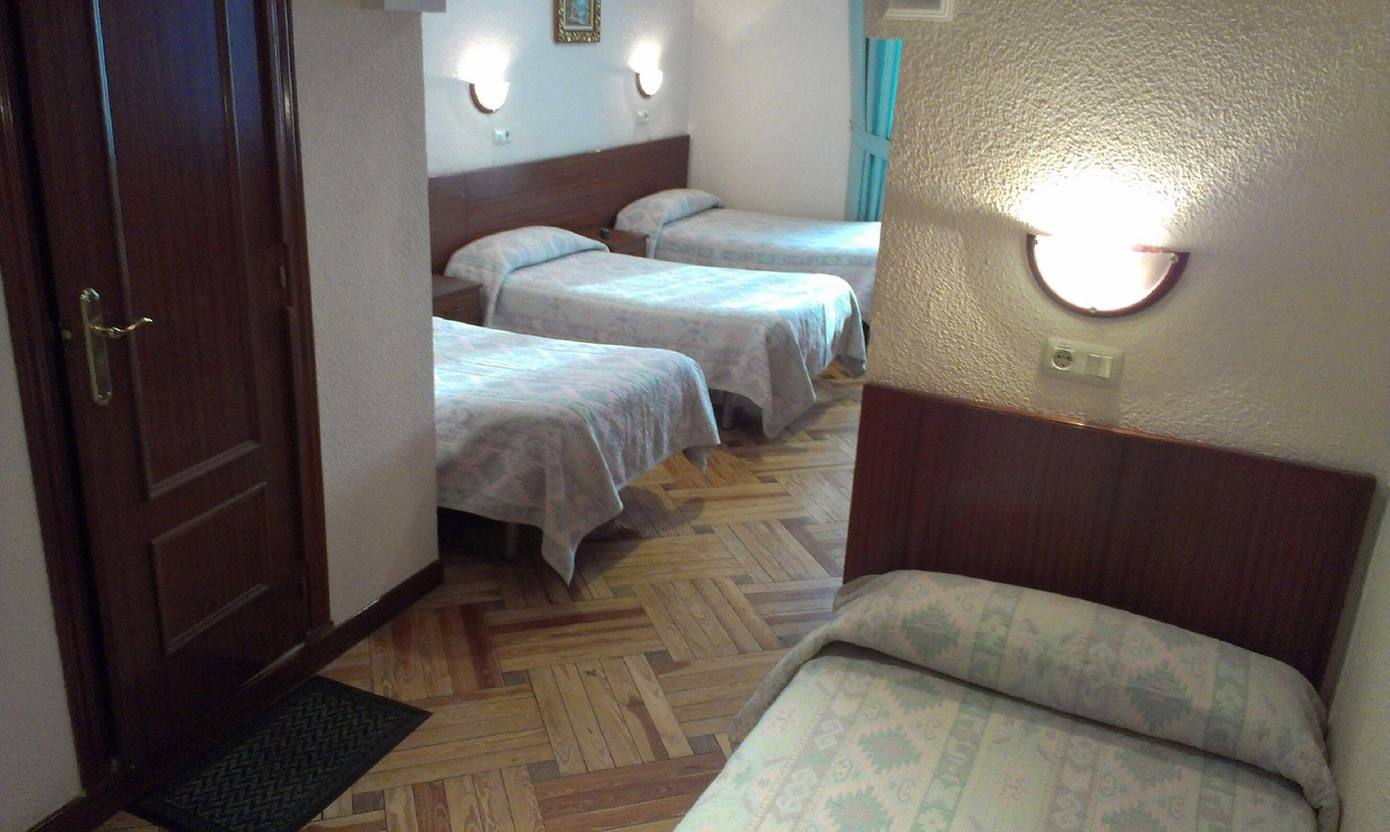 Hostal Zamora Madrid Kültér fotó