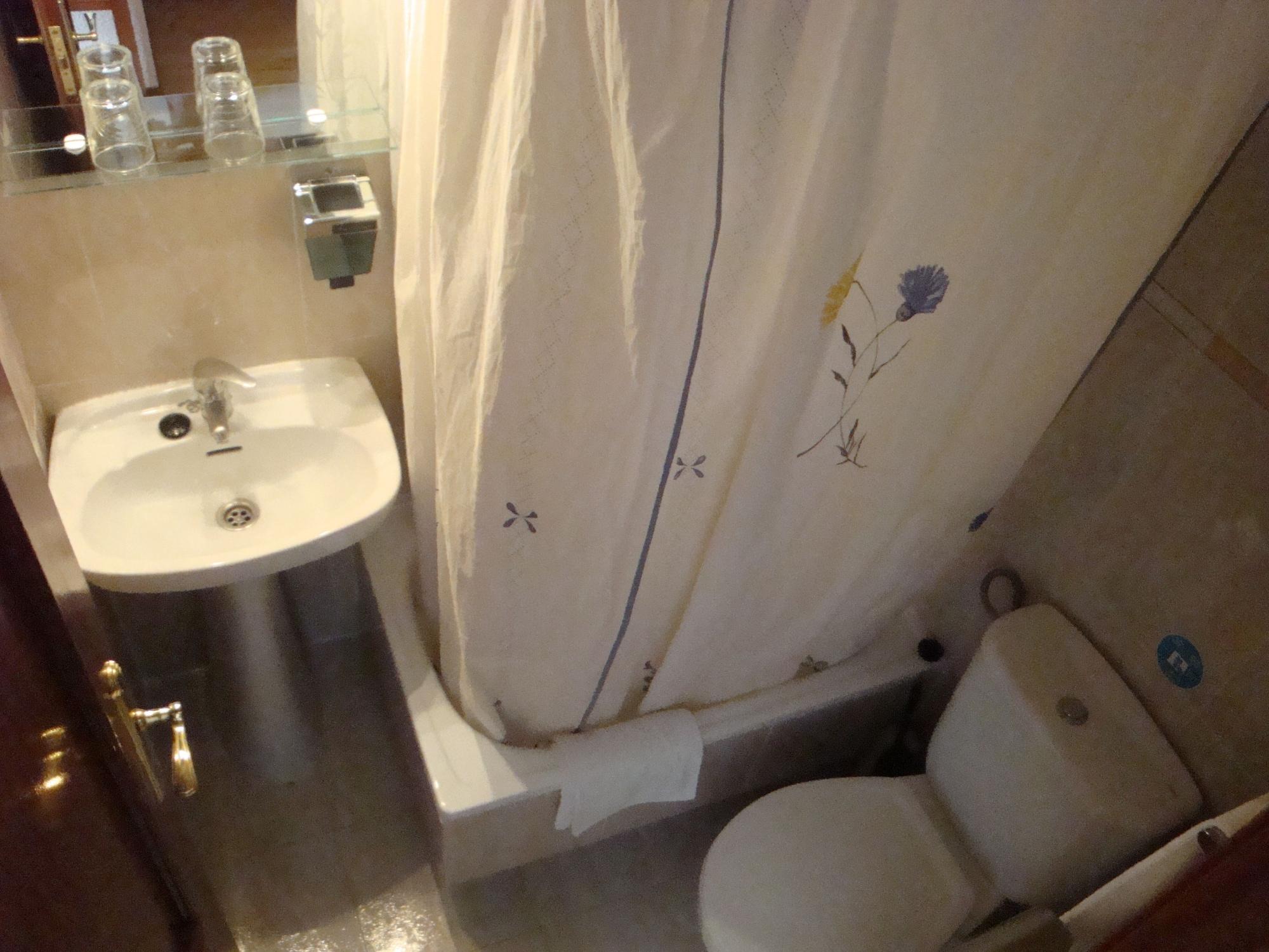 Hostal Zamora Madrid Kültér fotó