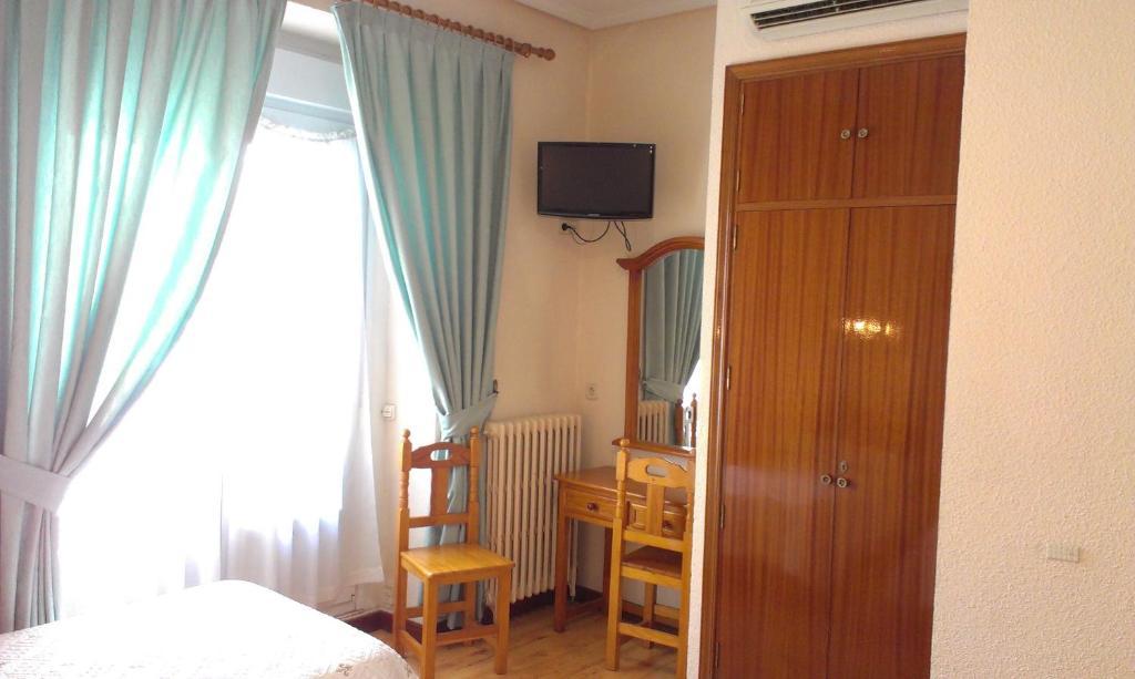Hostal Zamora Madrid Szoba fotó