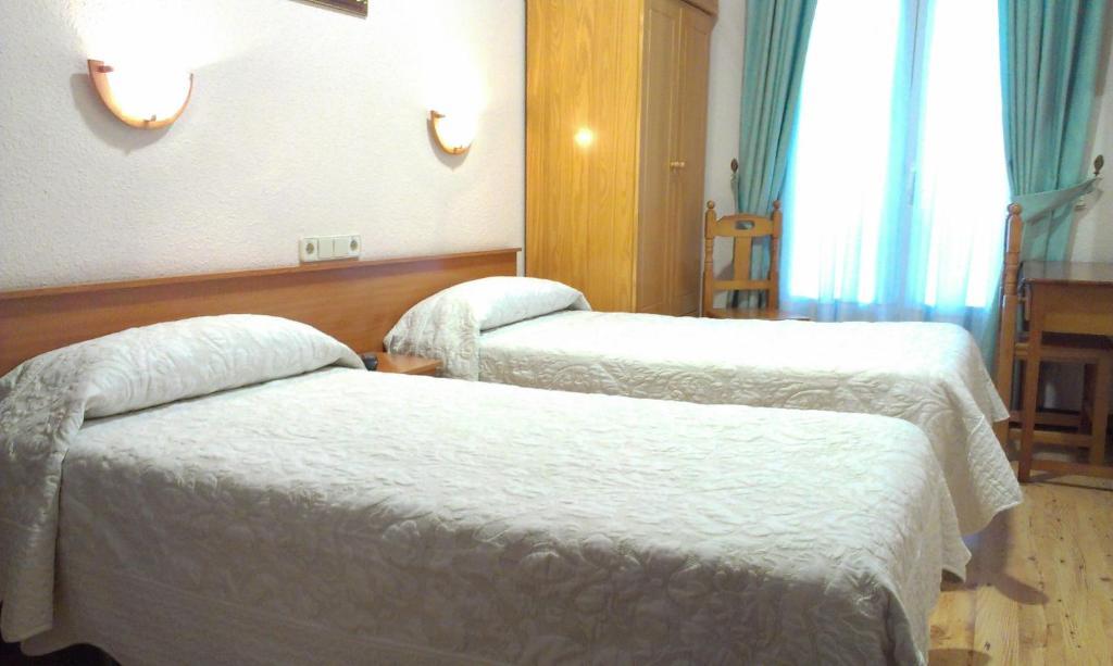 Hostal Zamora Madrid Kültér fotó