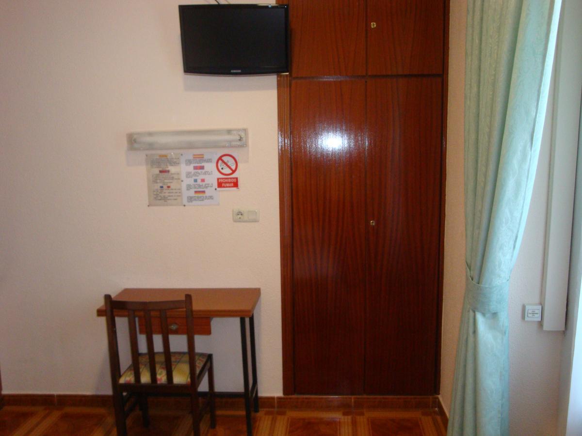 Hostal Zamora Madrid Kültér fotó