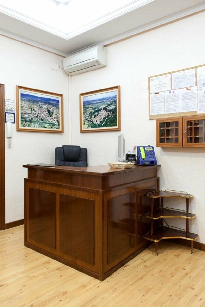 Hostal Zamora Madrid Kültér fotó