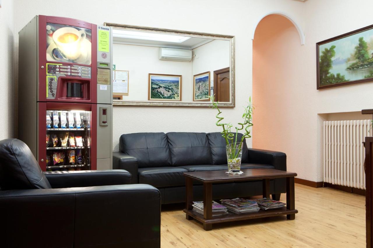 Hostal Zamora Madrid Kültér fotó